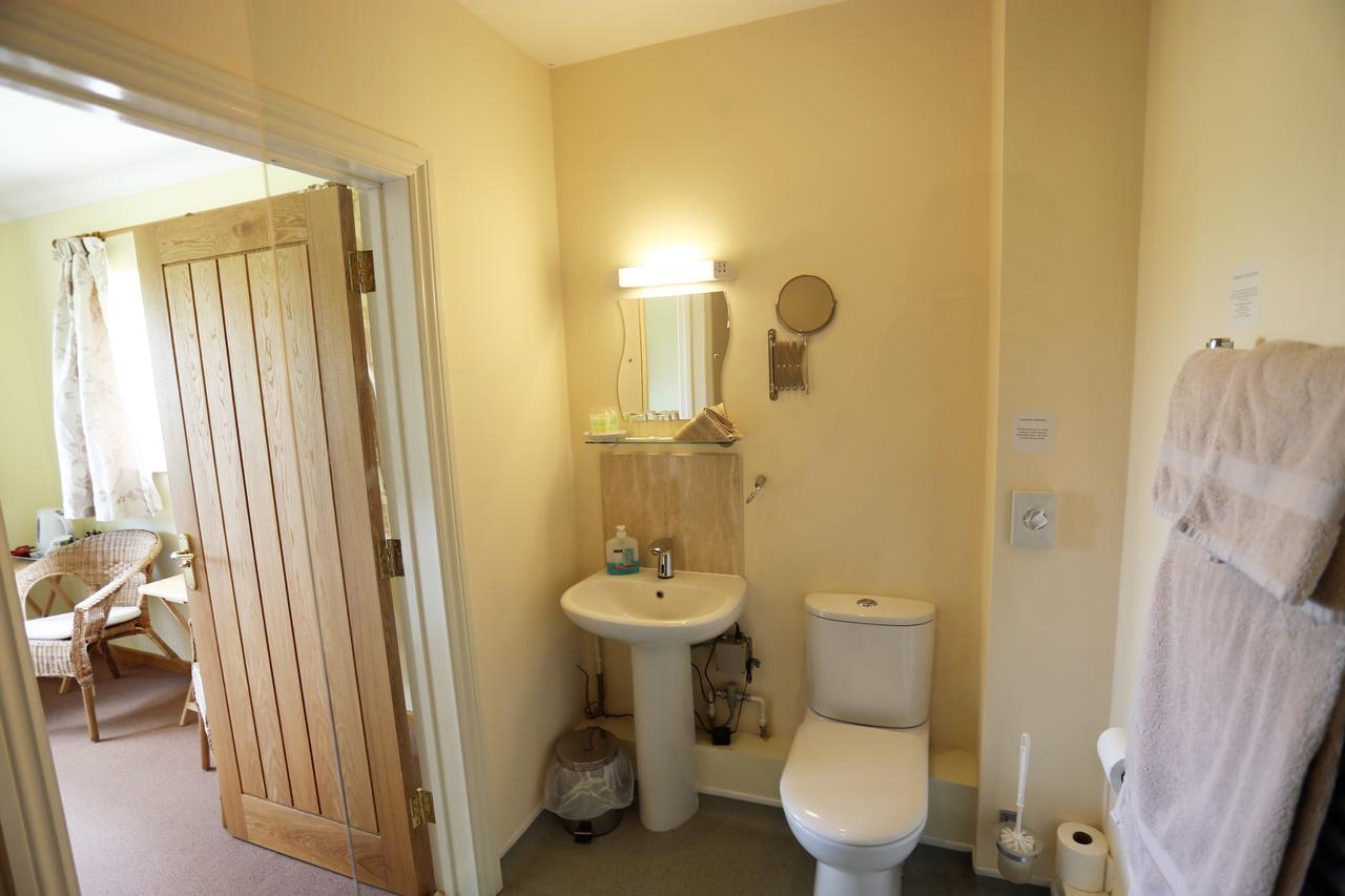 Redlands Farm Bed & Breakfast Stanwick  외부 사진